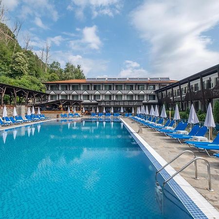 Park Hotel Asenevtsi Veliko Tarnovo Exterior photo